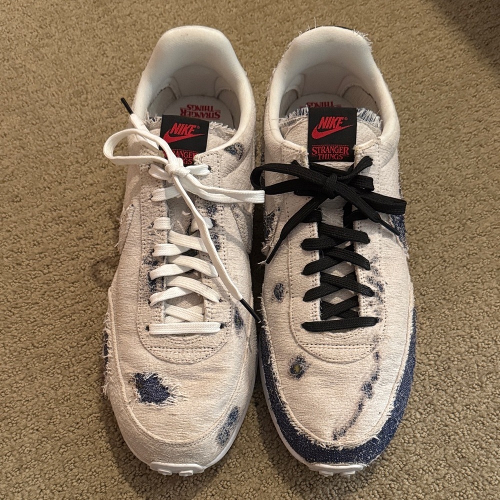 Nike Men’s White/Blue Stranger Things Edition Casual Sneakers